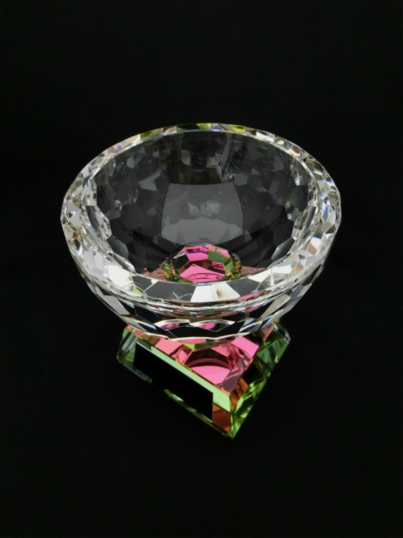 画像4: クリスタルトロフィー　CR-6 　（レインボー加工）【文字入れ：青いプレートにレーザー彫刻】