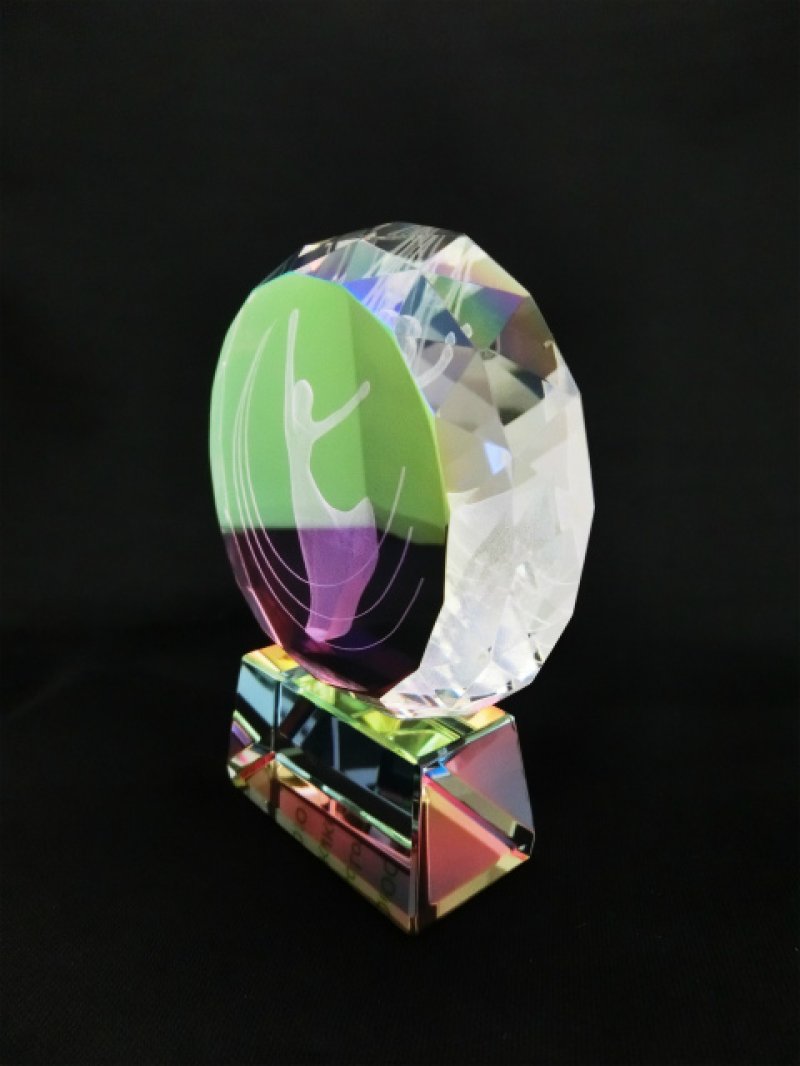 画像5: 3Dデザイン・勝利の女神 (811) クリスタルトロフィー/807 【レインボー加工】