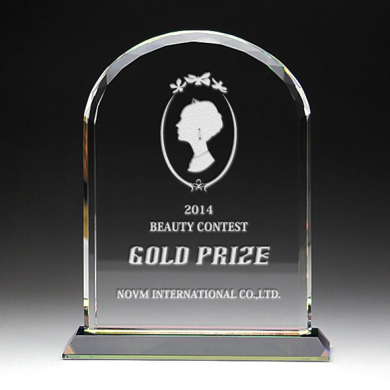 画像7: クリスタルトロフィー　盾タイプ　DP-6　 (レインボー加工入)　/ 【サンドブラスト彫刻】　または　【UV印刷】