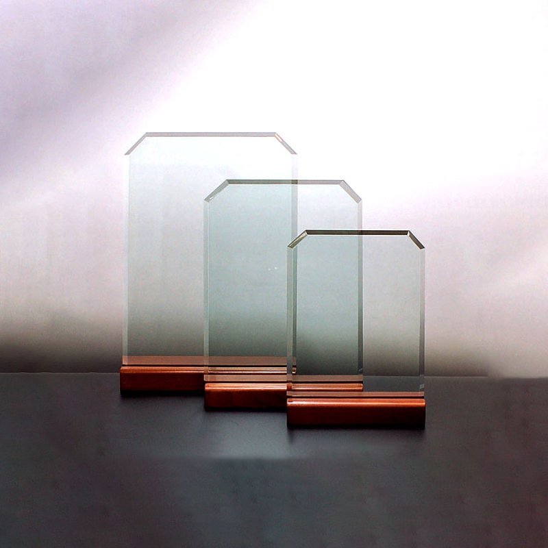 画像3: ＊ソーダガラス製　表彰盾　大きめ・ガラス厚み10mm！（３サイズ）DSP-3 /　【サンドブラスト彫刻】 または【UV印刷】