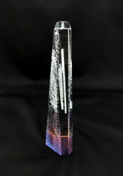 画像5: 2Dゴルファー入・ゴルフ専用クリスタルトロフィー/CR-1 　（レインボー加工）　【文字/黒色】　 (5)