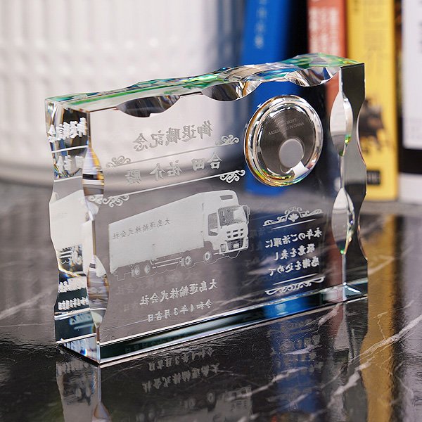 画像4: 時計付 時計付　クリスタル製　メモリアルオブジェ DT-16（レインボー加工）/ 【サンドブラスト彫刻】または【ＵＶカラー印刷】 (4)